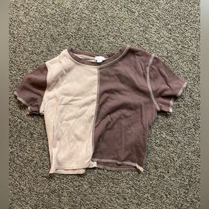 Cream/brown T shirt